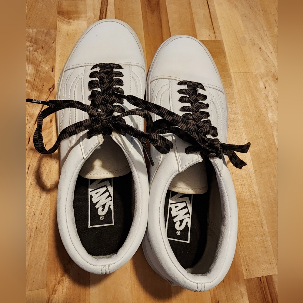 Vans Old Skool Sneakers in True White